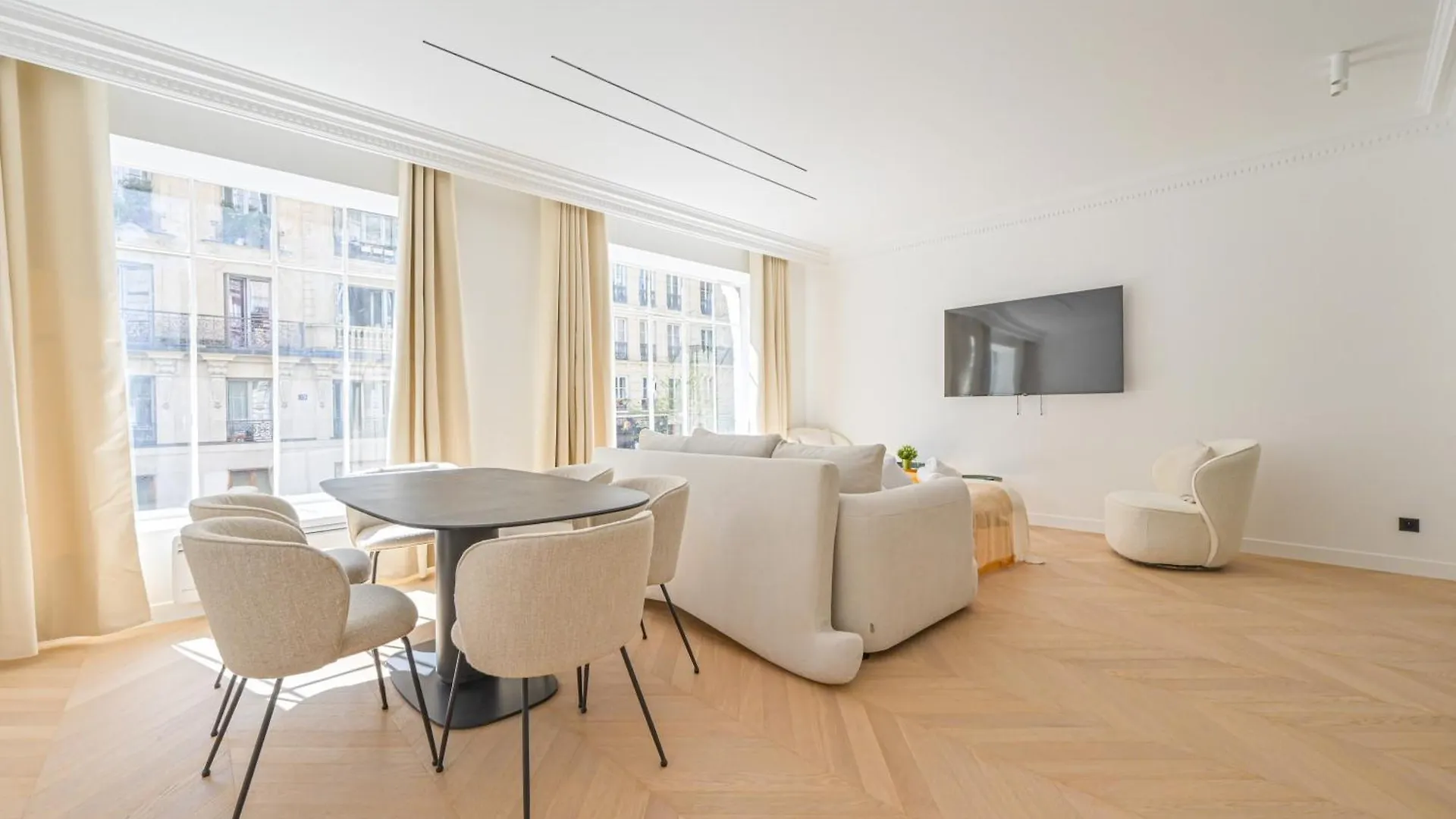 Apartment Luxurious & Famous Parisian Flat Paris