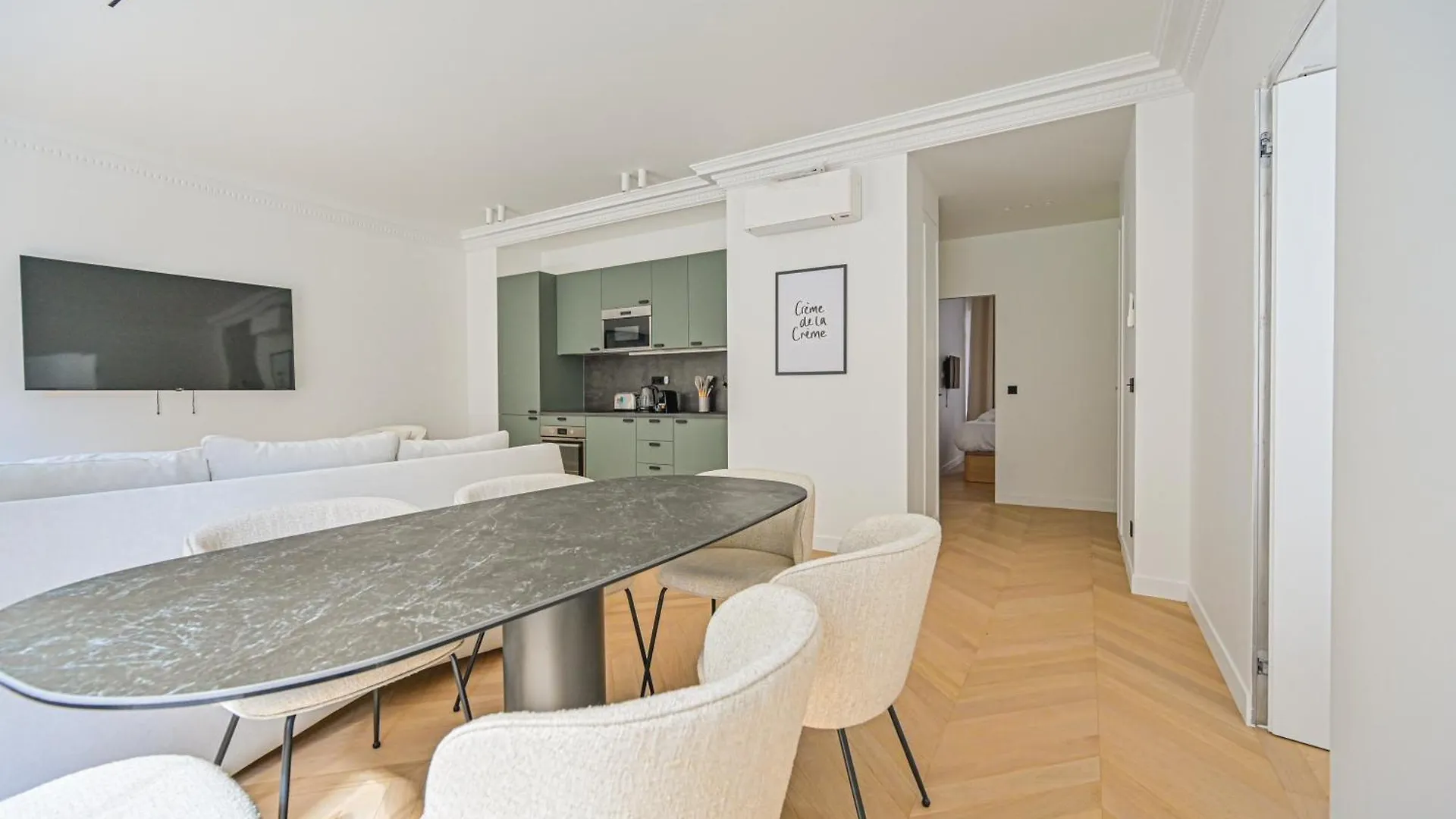 Luxurious & Famous Parisian Flat Apartment Paris
