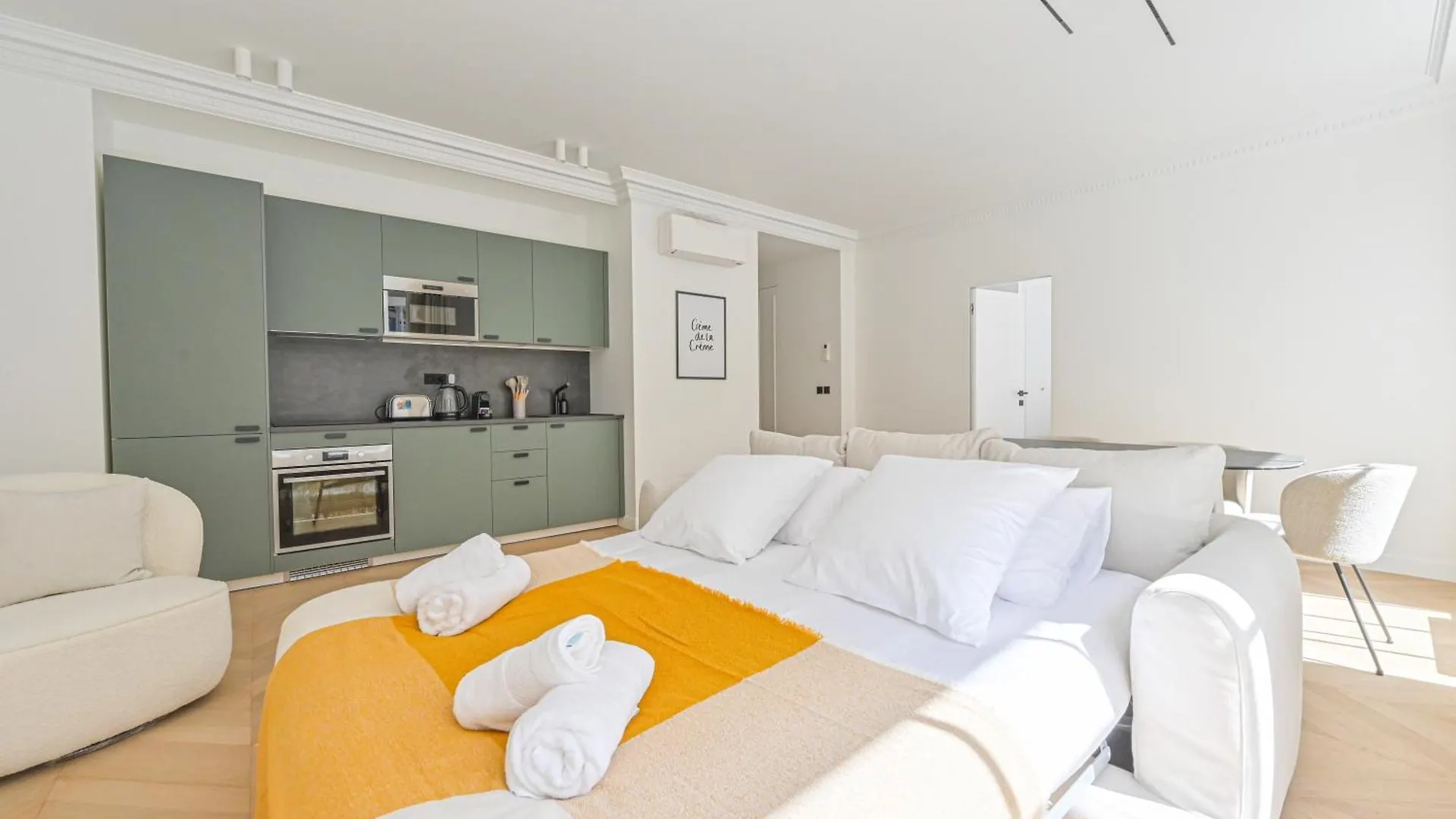 Luxurious & Famous Parisian Flat